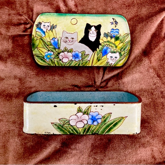 Empress Arts Cat Trinket Box - Picture 2 of 6